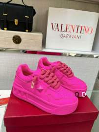 Picture of Valentino Shoes _SKUValentinosz35-455CGDT030320025
